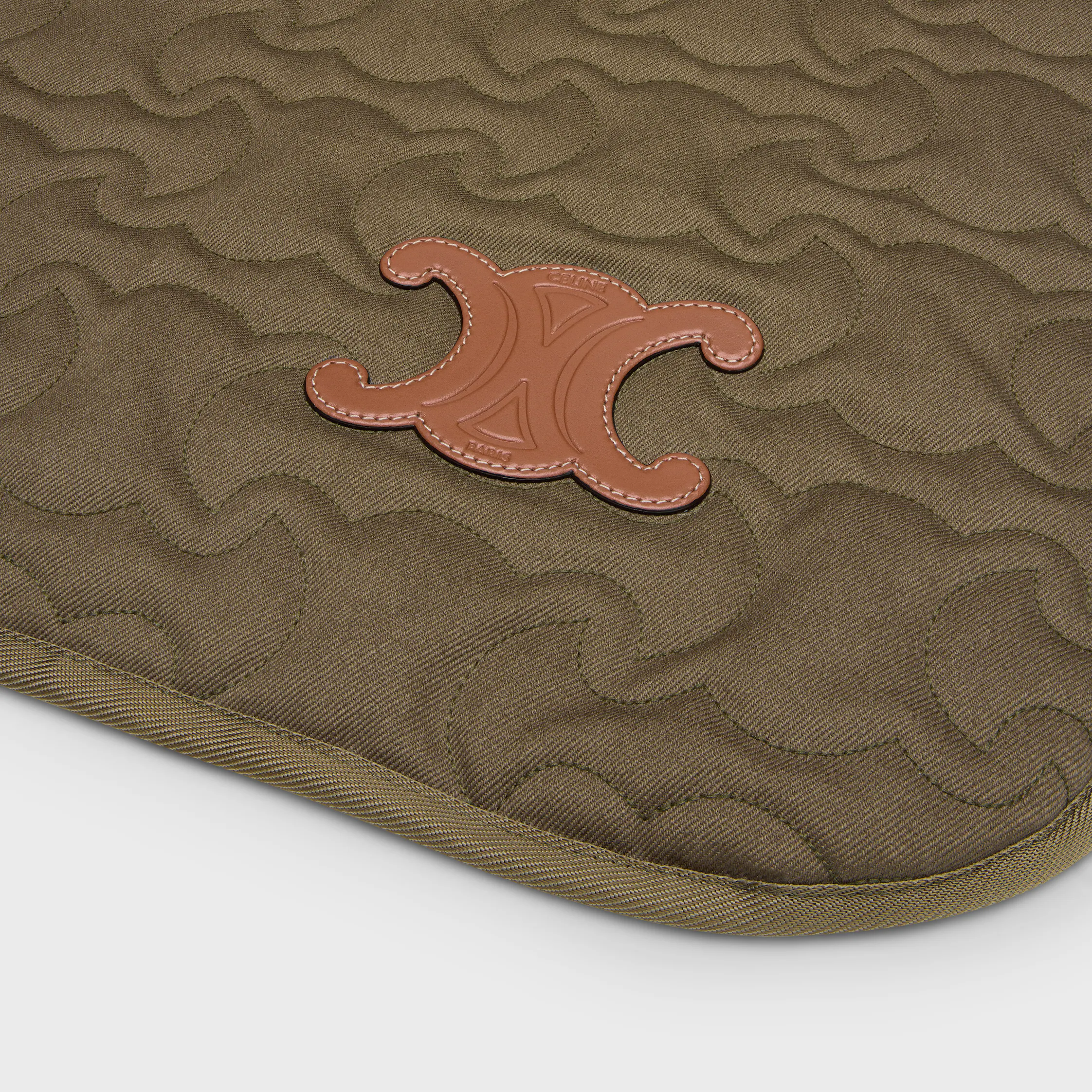 PETIT COUVERTURE POUR CHIEN EN TISSU GABARDINE QUILLÉ ET LAIN