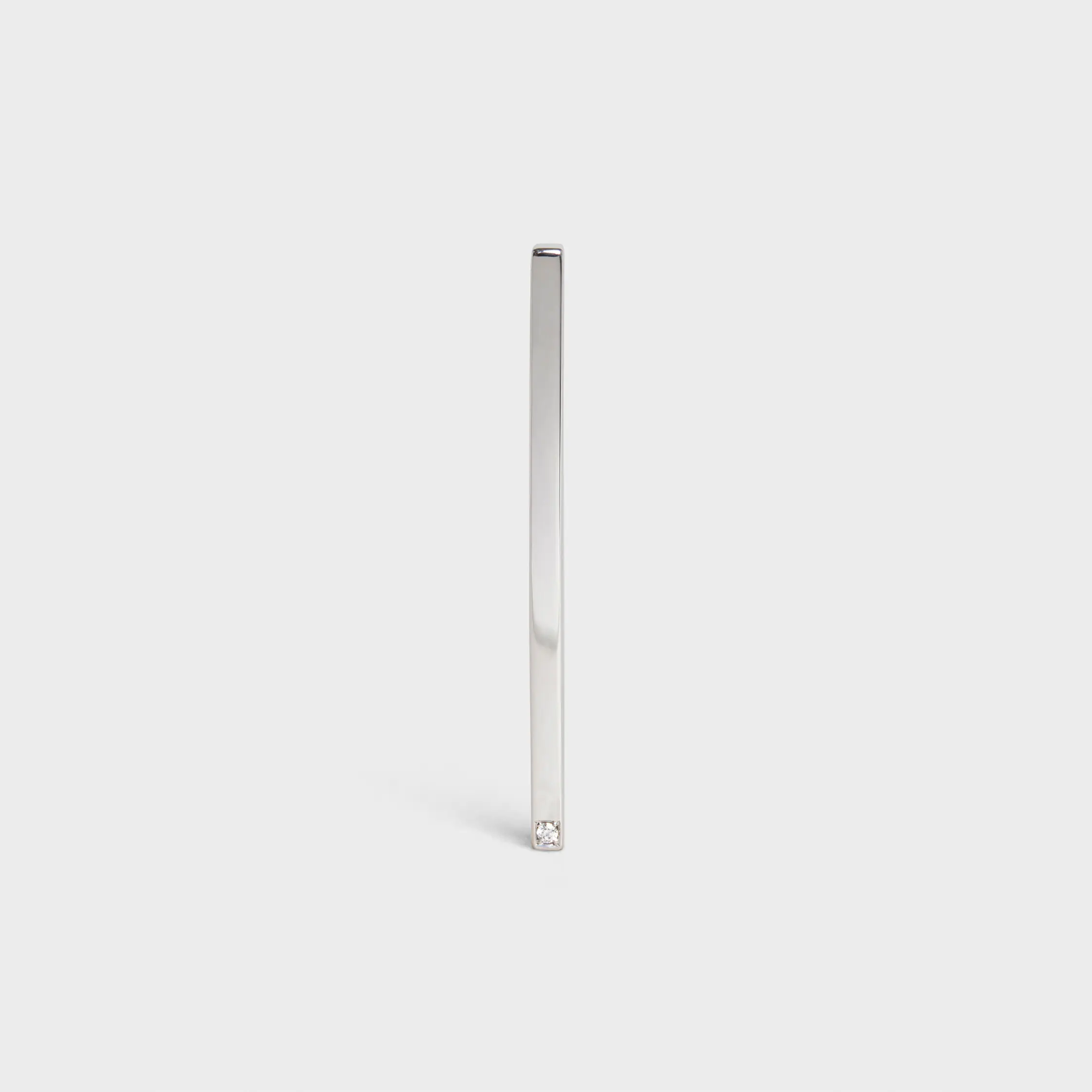Boucle d'oreille droite Celine Sentimental en or blanc et diamant