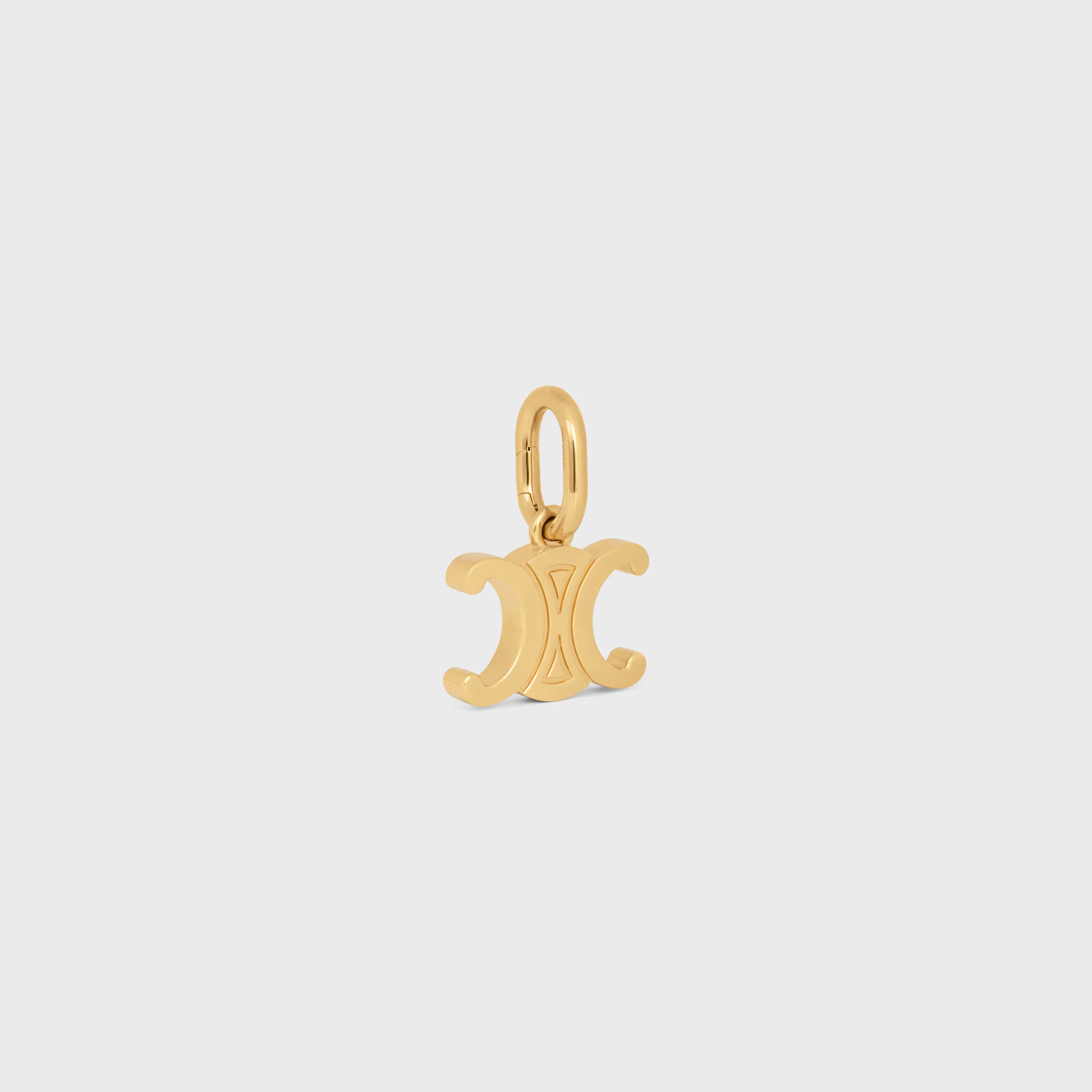 CHARM TRIOMPHE EN LAiton FINI OR