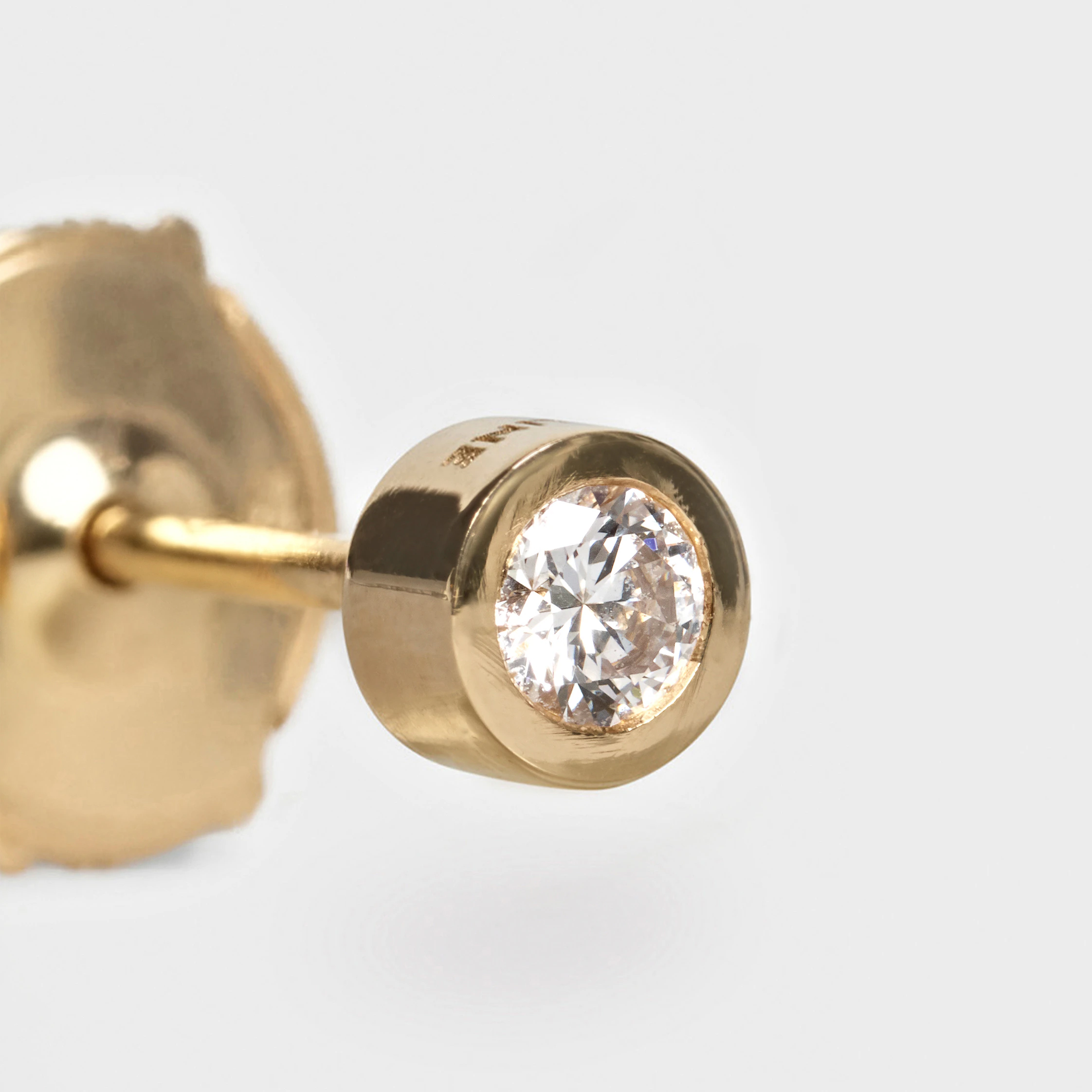 Celine Étincelant Boucle d'oreille en or jaune et diamant