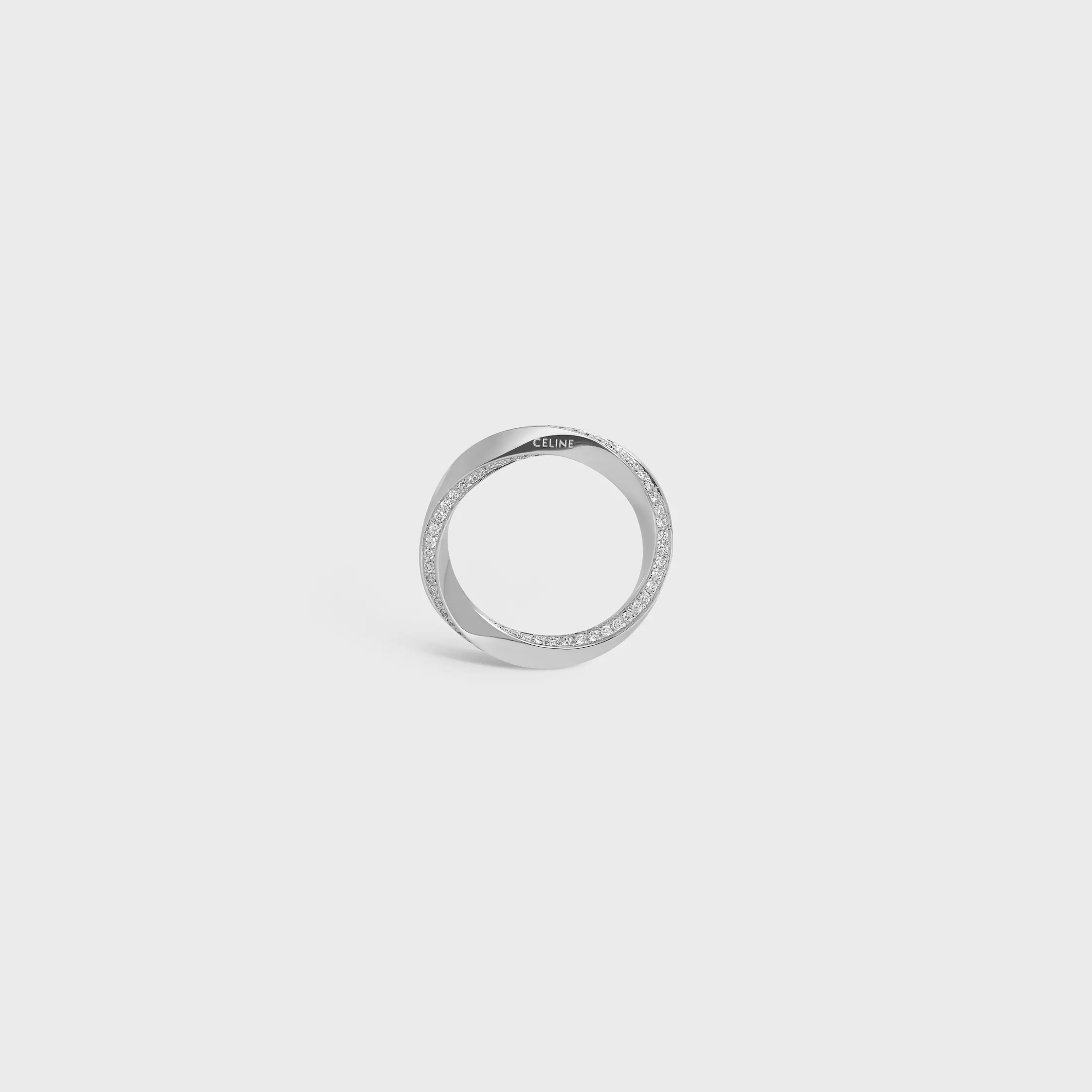 Anneau torsion en or blanc et diamants