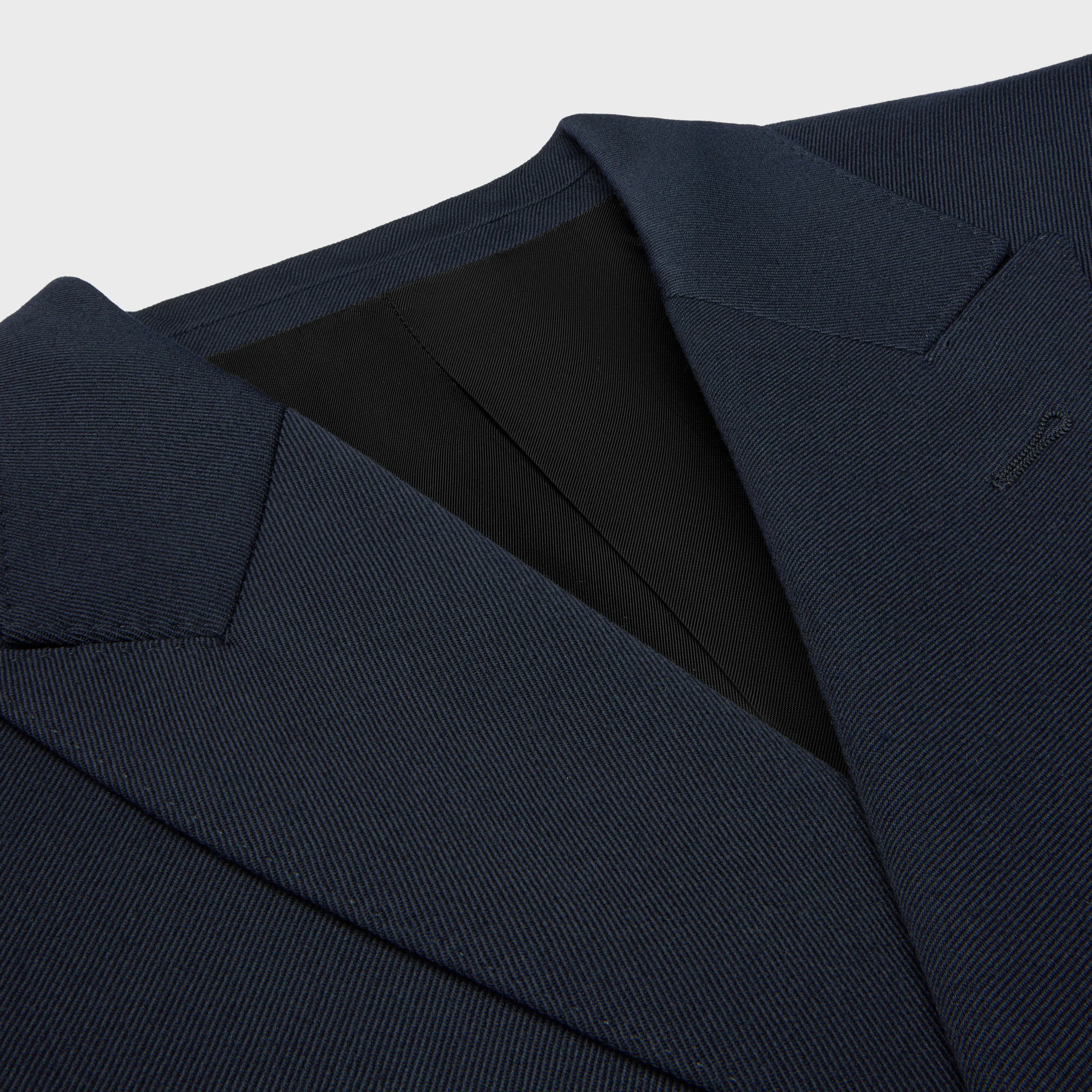 MANTEAU CLASSIQUE EN LAINES EN DIAGONALE