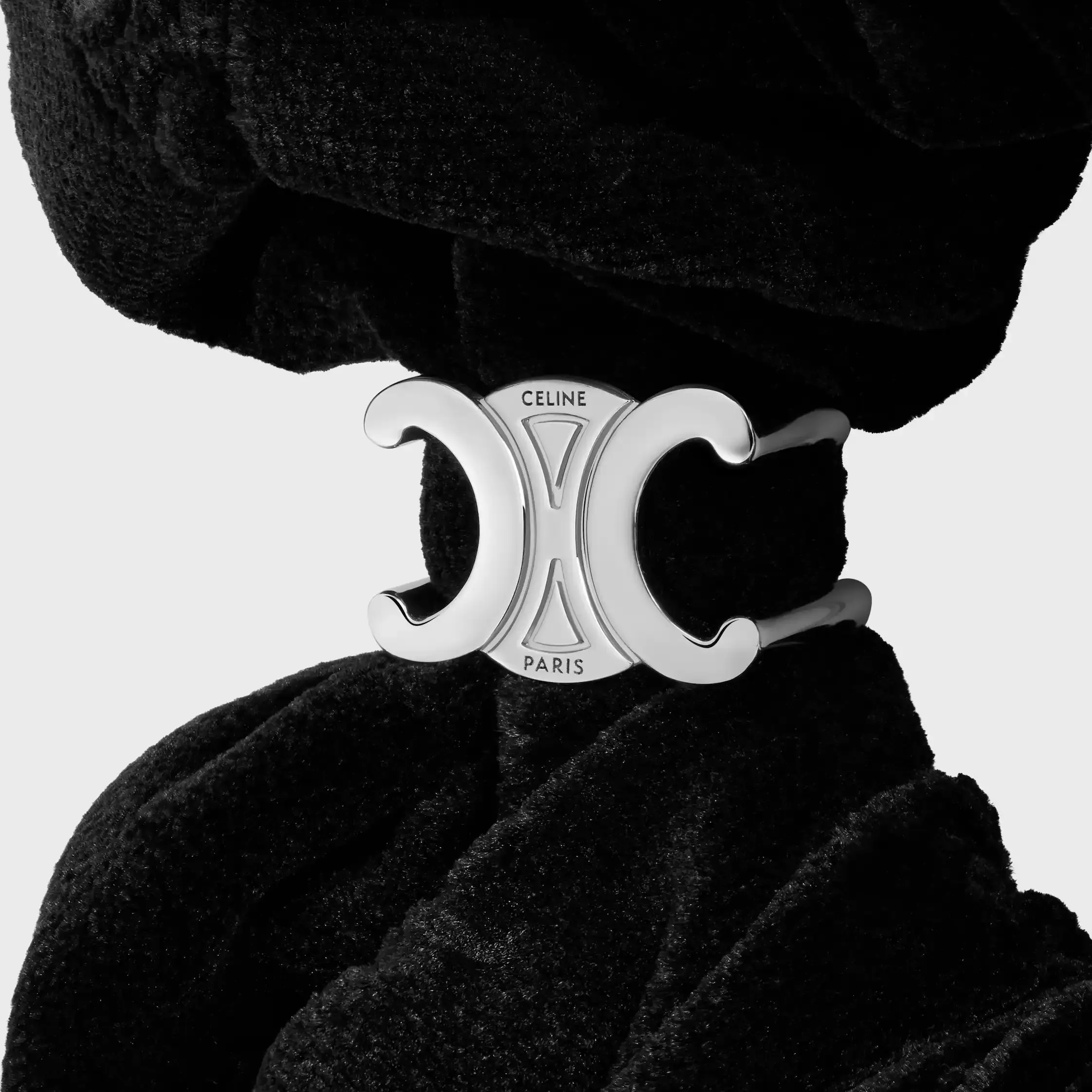 Élastique Celine à motif gravé en polyester et laiton avec finition rhodiée