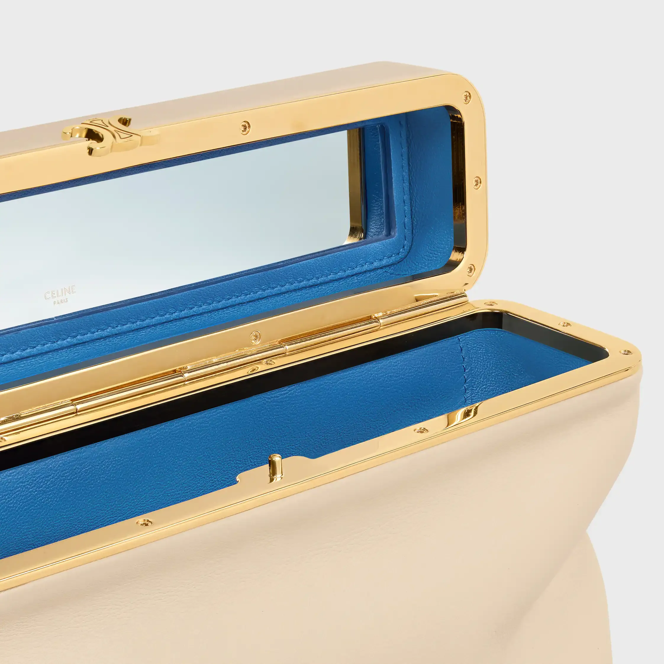 RECTANGLE EN CUIR DE VEAU SOUPLE