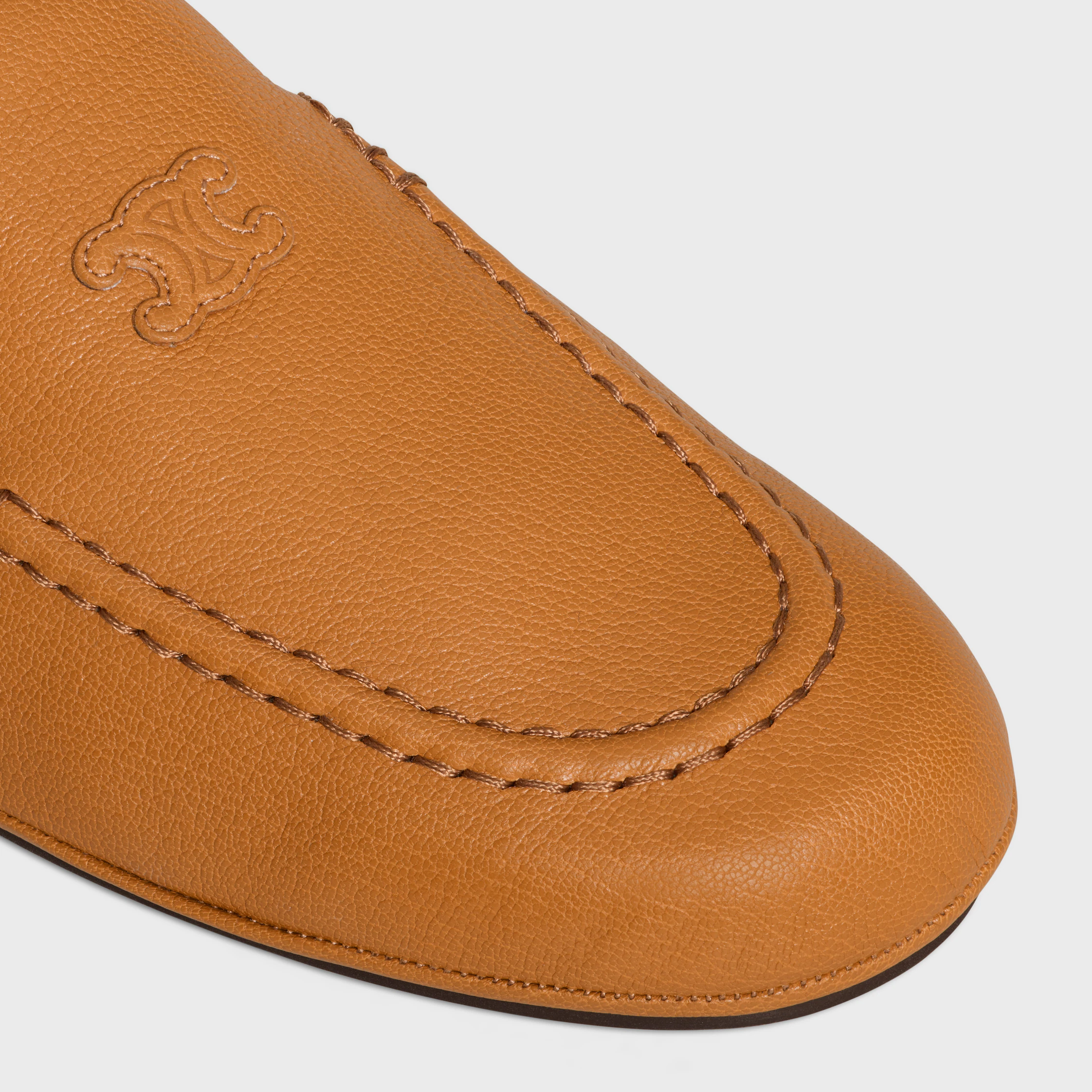 ADAM LOAFER AVEC LE TRIOMPHE EN CUIR DE CHEVRE