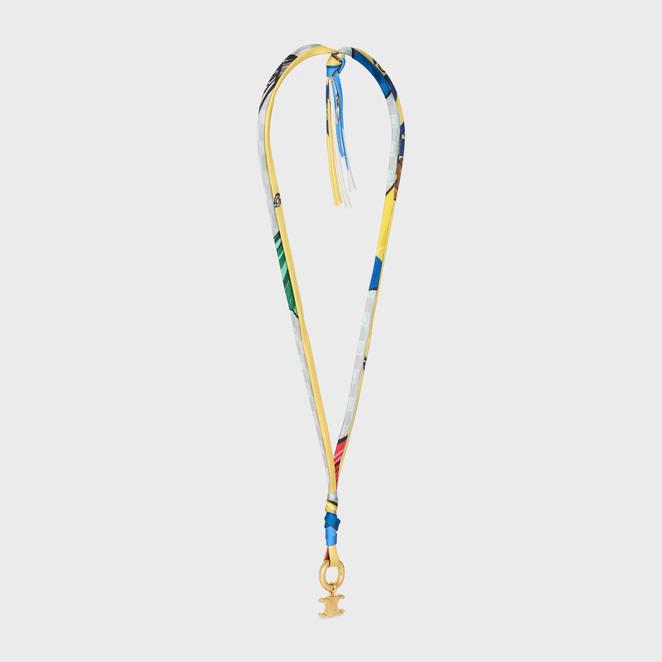 Collier à breloques Celine en soie et laiton avec finition or