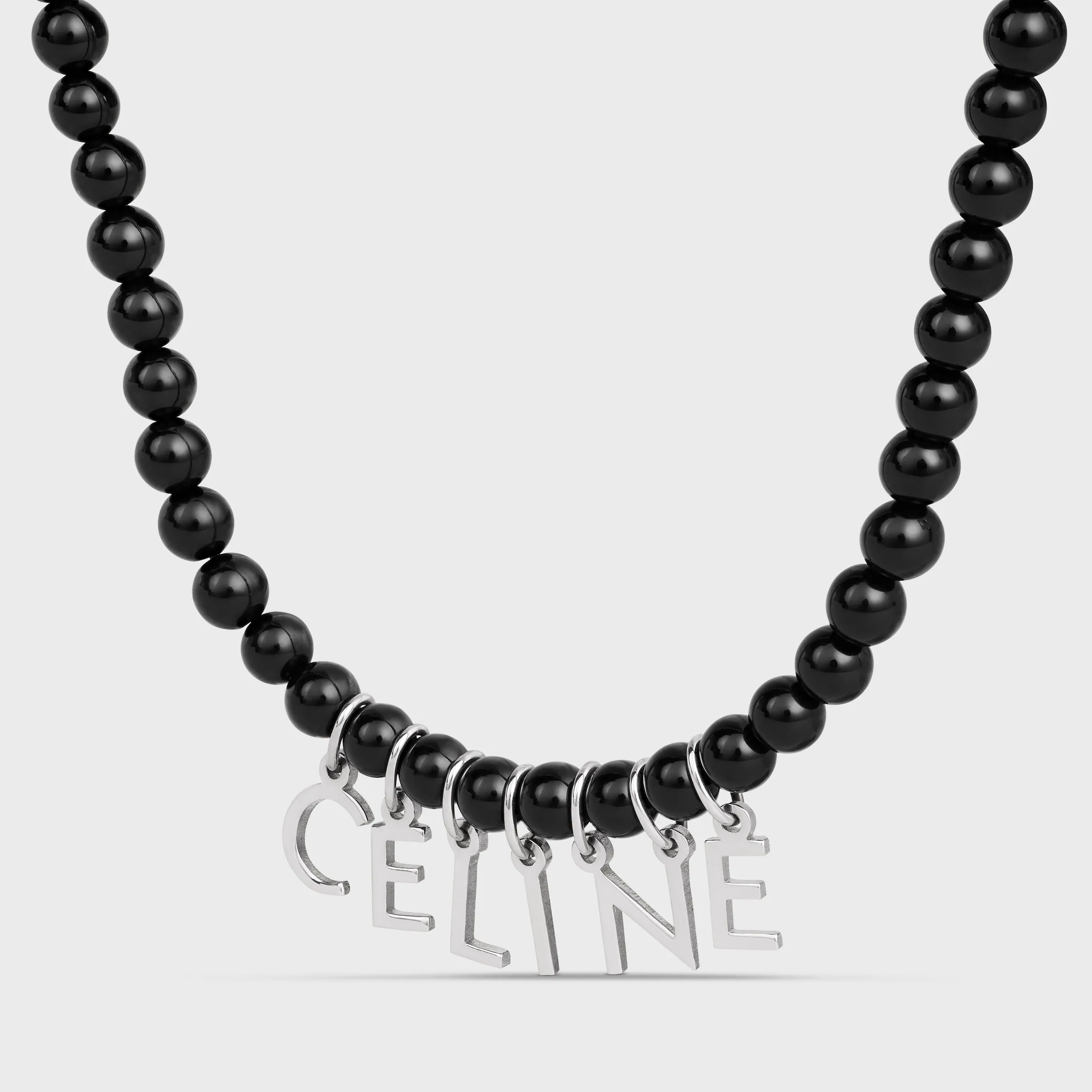 Collier Celine Monochroms avec Perles en Onyx et laiton fini rhodié