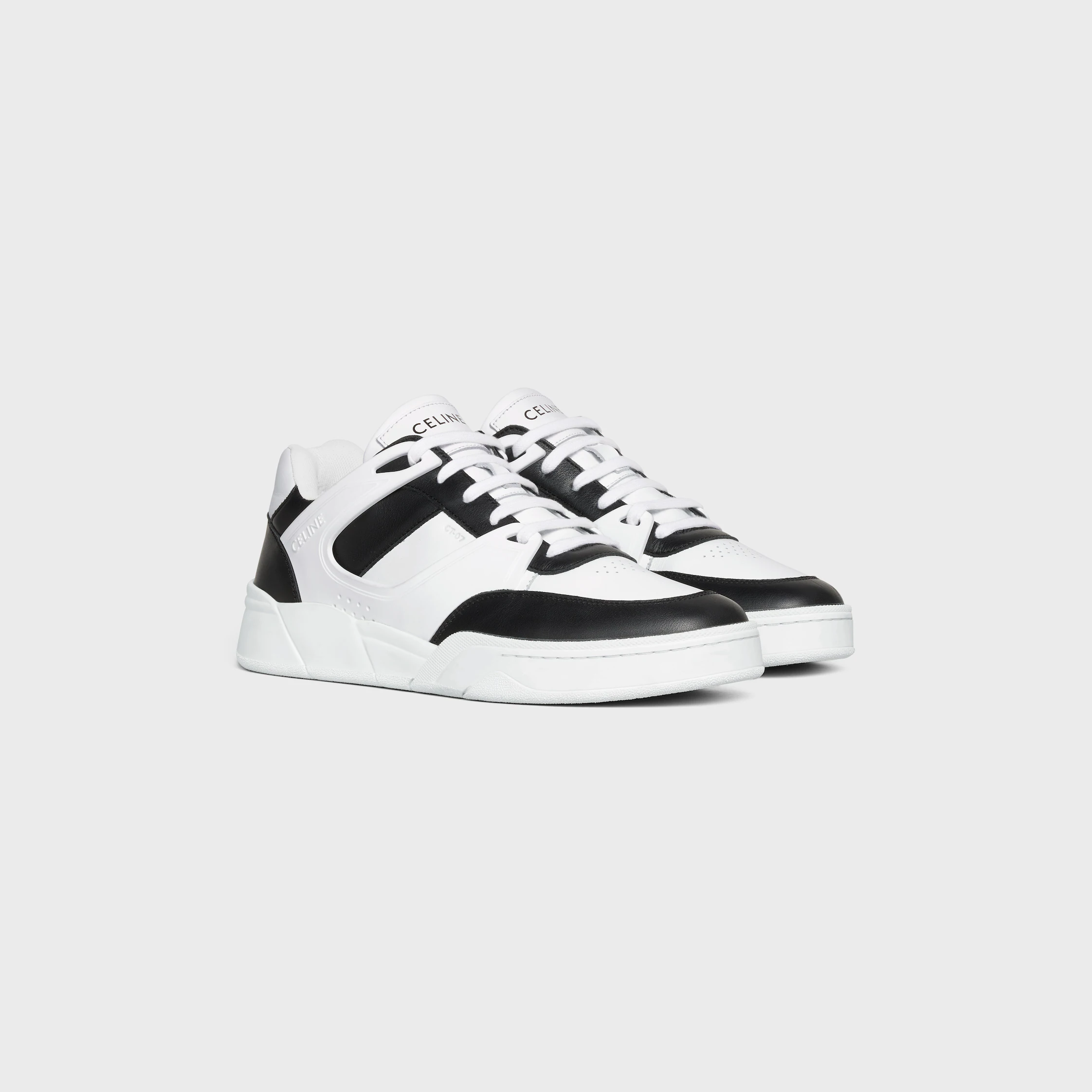 CELINE TRAINER CT-07 BASKETTE BASSE À LACETS EN VEAU